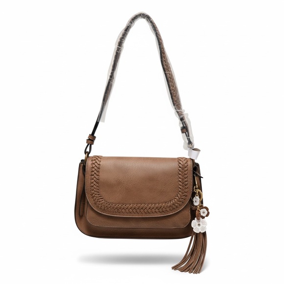 Ampere Creations Handbags - Ampere Creations Tan Leather Shoulder Bag with Tassel